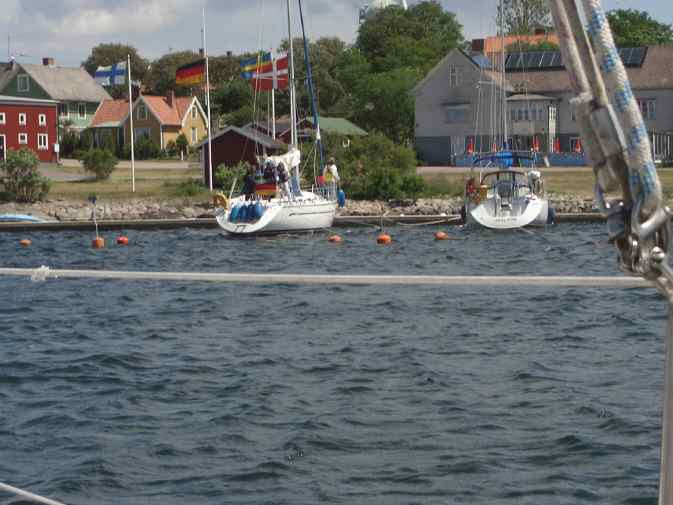 Die Crew v. Lars verlaesst uns